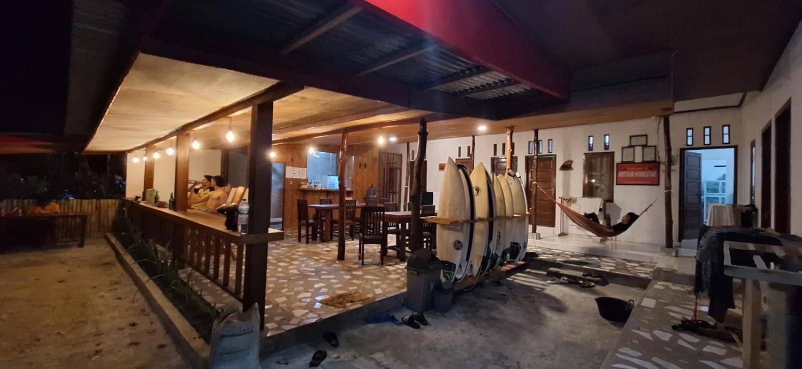 Arthur Homestay Telescope Mentawai Tua Pejat Dış mekan fotoğraf